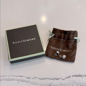 NEW Ross Simons Sterling Silver Textured Cube on the Ear Post Earrings